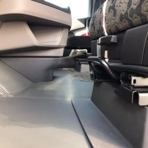 Kunstleder Tunnel Glatt/ Gestickt passend für SCANIA S New Generation Beifahrersitz Klappstuhl mit Kleiner Abdeckung
