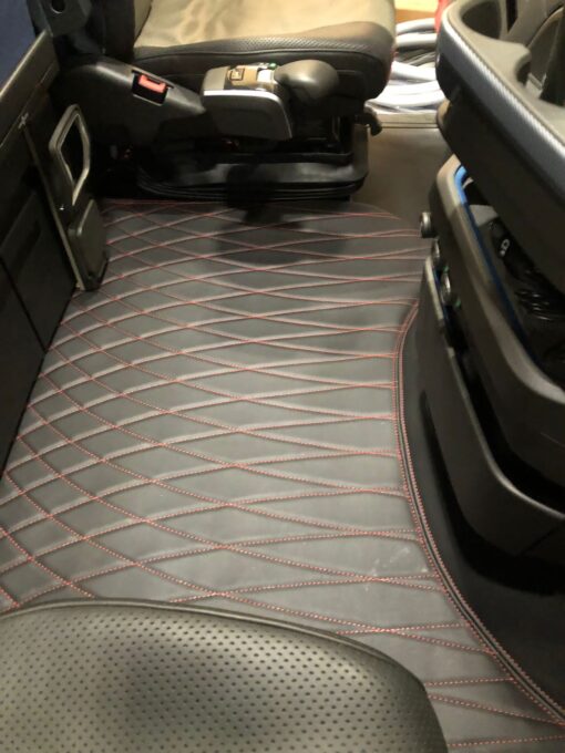 Kunstleder Tunnelabdeckung  passend für VOLVO FH-4/FH-5 Automatik Bj ab 2013 – Bild 6
