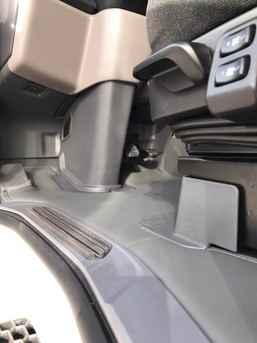 Kunstleder Tunnel Glatt/ Gestickt passend für SCANIA S New Generation Beifahrersitz Klappstuhl mit Kleiner Abdeckung – Bild 7