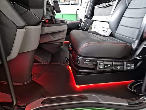 Kunstleder Tunnel Glatt/ Gestickt passend für SCANIA S New Generation Beifahrersitz Klappstuhl mit Kleiner Abdeckung – Bild 17