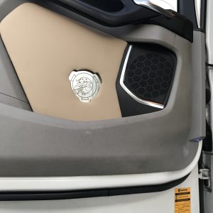 Türverkleidung Scania R/S New Generation mit Beleuchtung und Lasergravur