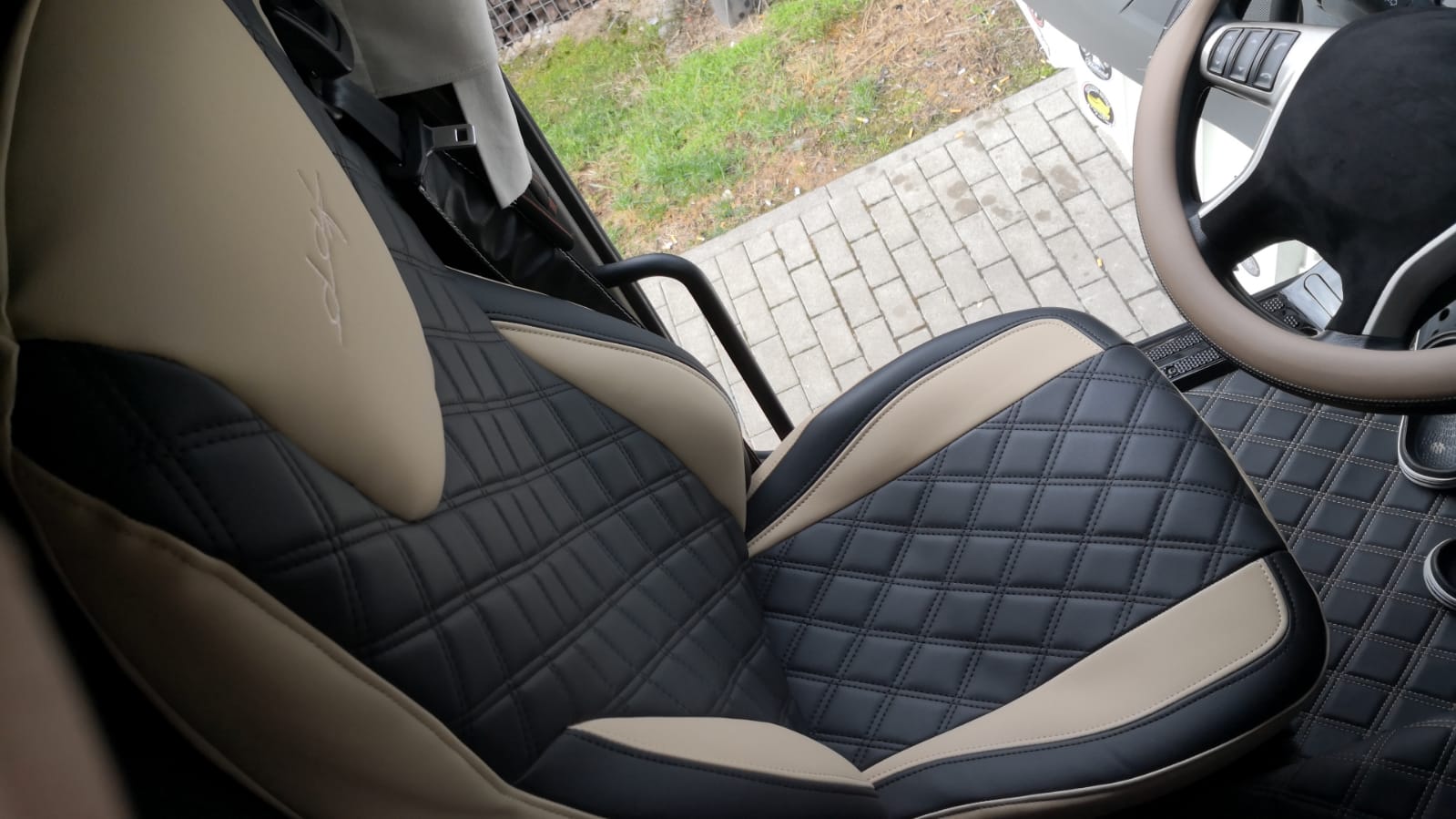 Set Sitzbezüge Dänisch Plüsch passend für Mercedes