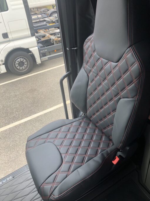 Einbau Sitzbezüge passend für MAN TGX Bj ab 2020 – Bild 7