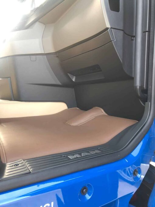 Fußmatten passend für MAN/TGX Bj. ab 2020 mit 1cm Schaumstoff – Bild 2