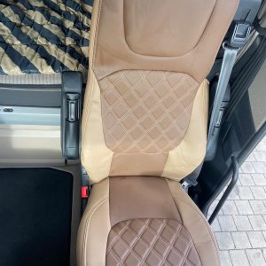 Sitzbezüge passend für DAF XG/XG+ Beifahrerseite Klappstuhl mit Tisch