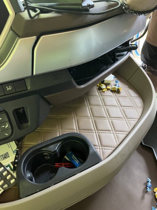 Abdeckung für Armaturenbrett passend für DAF XG/XG+ Bj. ab 2022