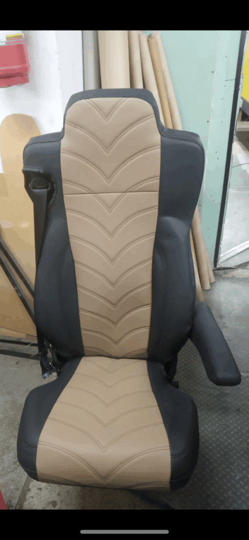 Sitzbezüge passend für ACTROS MP4/5 Beifahrersitz Klappstuhl - 12 cm Kopfstütze