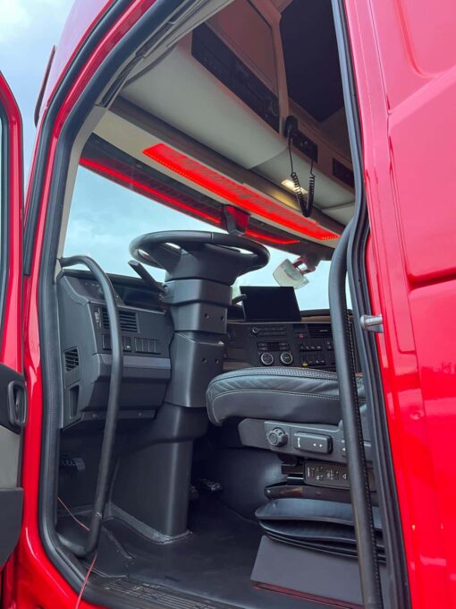 Beleuchtete Sonnenblendenabdeckung passend für VOLVO FH 4/5 – Bild 7
