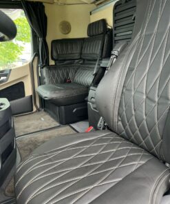 Sitzbezüge passend für ACTROS MP4/5 Beifahrersitz mit Sitzecke – 8 cm Kopfstütze