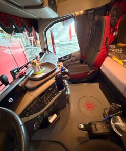 Komplettes Set-Luxus Tunnel + Fußmatten passend für Volvo FH4/5 & Aero