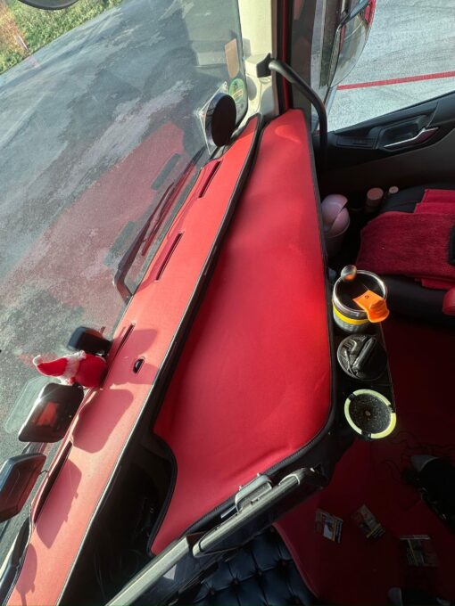 Dashboard passend für Volvo FH-4/5 mit Spurassistent - 2 Teile