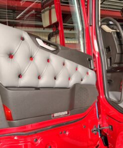 Türverkleidung passend für Volvo FH-4/5 mit Knöpfen