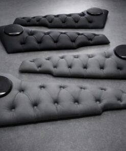 Einbau Türverkleidung passend für Volvo FH-4/5 geknöpft mit 2 Lautsprechern Einbau Türverkleidung passend für Volvo FH-4/5 geknöpft mit 2 Lautsprechern