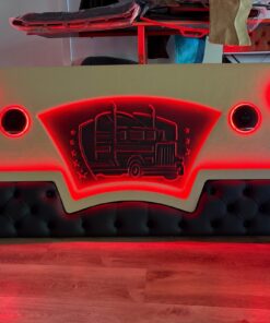 Hinterwand mit Druck und Beleuchtung passend für Scania S/R New Generation mit 4 Lautsprechern