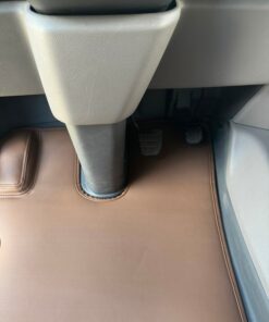 Fußmatten passend für SCANIA R New Generation B-Luftgefedert oder Drehstuhl / Eco Leder / Neu